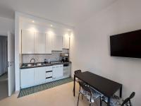 Blue Iris - Varese - Laghi Svizzera - B&B Varese