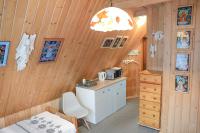 Apartment (2 Adults)