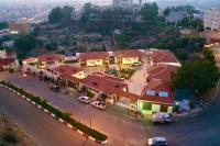 مدينة الحدائق لبيوت العطلات شاليهات - B&B Baljurashi