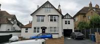 Bright 2-Bed Flat with Free Parking near Whetstone - Chambres d'hôtes New Barnet
