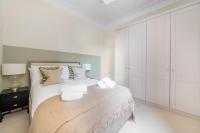 Elegant 1-Bedroom Apartment in the Heart of Bath - Chambres d'hôtes Bath