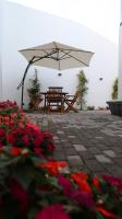 Plátano Guest House - B&B Ribeira Chã