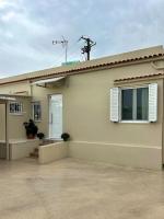 Short stay near the airport! - B&B Koropí