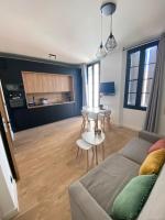 Le Vauban, vieil Antibes, dynamique, rénové et convivial , clim, balcon - B&B Antibes