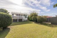 Shoal Bay 83 , 83 Horace St - Air Conditioned home away from home - B&B Shallow Bay