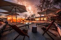 Heated Pool-Yoga Arena-Fire Pit-Hot Tub-Game Room-Bocce Ball - B&B Joshua Tree