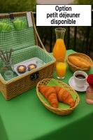 T2 - Rêve D'Azur 20m2 Bord de mer - piscine partagée - parking - BBQ - Draps inclus - B&B Sainte-Maxime