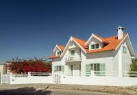 Charneca Caparica Casa Rey by Hopstays - B&B Charneca de Caparica