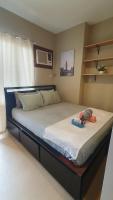 Condo Unit with Balcony Avida IT Park - Ferienwohnung Sampong