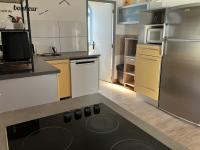 Apartment with Pool View, bed linen included