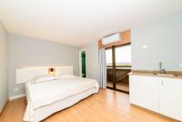 Apto-Flat Alto da XV-Centro com Piscina e Academia - B&B Curitiba