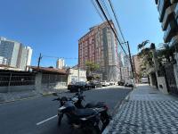 Apto no Boqueirão, 5 min da praia + Wi-Fi! - Chambres d’hôtes Praia Grande