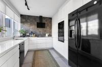 Cozy home in central RVK - perfect for families - B&B Reykjavik