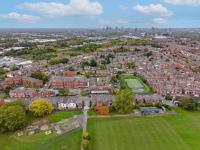 Manchester Seymour Escape Spacious 4BR Home for 8 - Bed and Breakfast Manchester