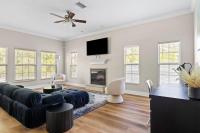 Luxury House Walking Distance to Ocean - Sleeps 12 - B&B Sarasota