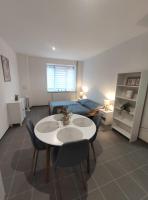 Krásny nový prízemný apartmán - Chambres d’hôtes Nové Zámky