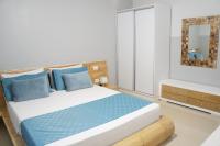 Appartamento con 2 Camere da Letto e Vista Mare