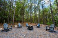 Starlight Retreat - 12 Guests - B&B Broken Bow