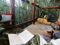 Boresta House -Santa Elena con vista al Bosque y terraza privada - B&B Medellín