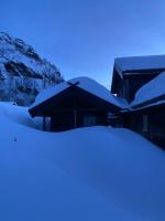 Nice cottage in quiet surroundings, surrounded by beautiful nature, near Gullingen - Bed and Breakfast Klinga