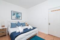WhaleSong Apartment with sea views - B&B Cape Town