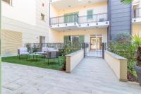 S&M APARTMENTS "Casa iago" appartamento di lusso con giardino a Monza - Chambres d'hôtes Monza