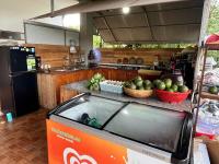 Peaceful Stream Homestay - B&B Hoat