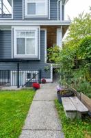 2 bedroom suite Walk to SkyTrain, Grocery, Macdonald & more - Bed and Breakfast Vancouver