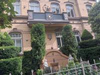 Einfach sich wohlfühlen, Küche & Bad voll ausgestattet, zur Wohnung ist alles da, WLAN, 17 min zur Messe 4 min zum Schloss 6 Betten, 4 Parkplätze kostenlos - Chambres d'hôtes Delitzsch