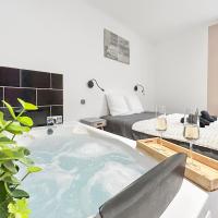 Balnéo privée, Cinéma, Fibre & Patio - B&B Tourcoing