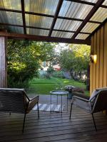 Cozy Autumn Getaway With Private Garden & Terrace - Chambres d’hôtes Pärnu