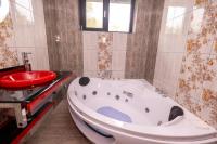 Cabana Walter Curtea de Arges with BBQ and Garden - B&B Curtea de Argeş