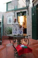 Minerva Charming House Elegant & Central Stay in Salerno - Bed and Breakfast Salerno