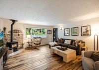 Branch & Thistle, 20 Min to Mt Bachelor & Hot Tub - Chambres d’hôtes Bend