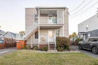 Grande maison moderne 4 chambres - Spa Jaccuzi, Jardin & Parking gratuit - Idéale Familles et groupes - B&B Saint-Jean-sur-Richelieu