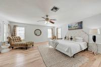Moment in Time - Hot Tub & Fire Pit - B&B Fredericksburg