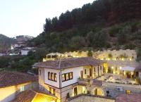 B&B Berat - Hotel Vila Aleksander - Bed and Breakfast Berat