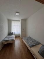 2 Bedroom Apartment at Grenzach train station - B&B Grenzach-Wyhlen