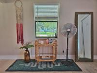 Flamingo Place - One block to Lauderdale Marine Center - 3 bedroom - 2 bath - King bed - Chambres d'hôtes Fort Lauderdale