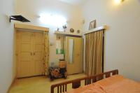 Economy Double Room (Brown)