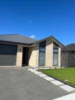 Room and Private Bathroom in Woodend - B&B Woodend