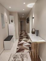Heliopolis Ultra Luxury Panoramic Apt Near Cairo Airport - Bed and Breakfast Caïro