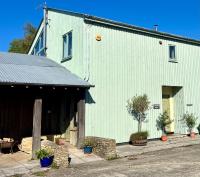Blueberry Barn, light and airy barn conversion near Bruton - B&B Bruton