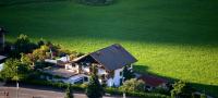 Haus Tirolerland - Bed and Breakfast