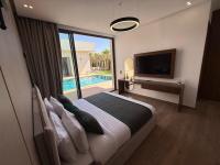 Double Room with Pool View
