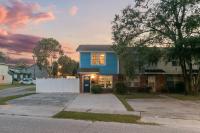 Bubbly Chateau in Park Circle - B&B Charleston