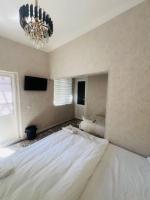 Camera Tripla Deluxe 