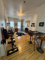 Modern Stay in Downtown Jersey City, Close to NYC! - B&B Jersey City