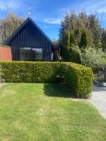 Black Beech House with Stunning Outdoor Bath - B&B Lake Tekapo