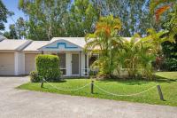 2 Bedroom Ground Level Villa in Tropical 4* Resort - B&B Neusa Vale